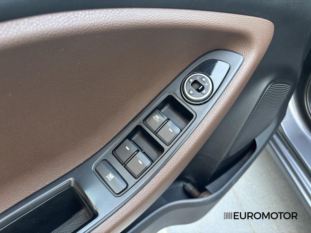 Hyundai i20 5 Porte 1.2 Login