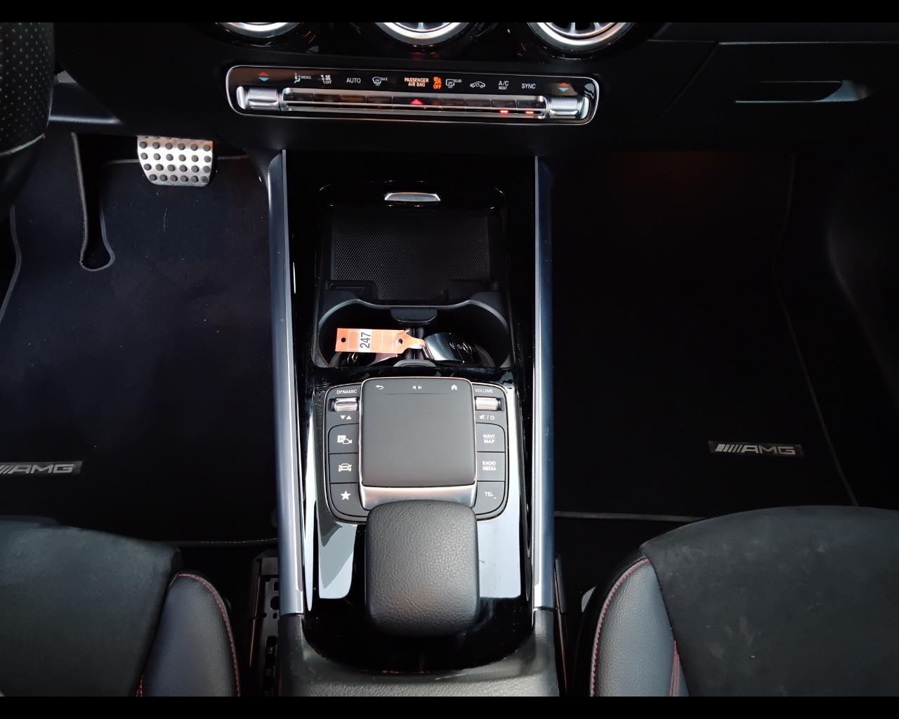 Mercedes-Benz GLA-H247 2020 - GLA 200 d Premium auto