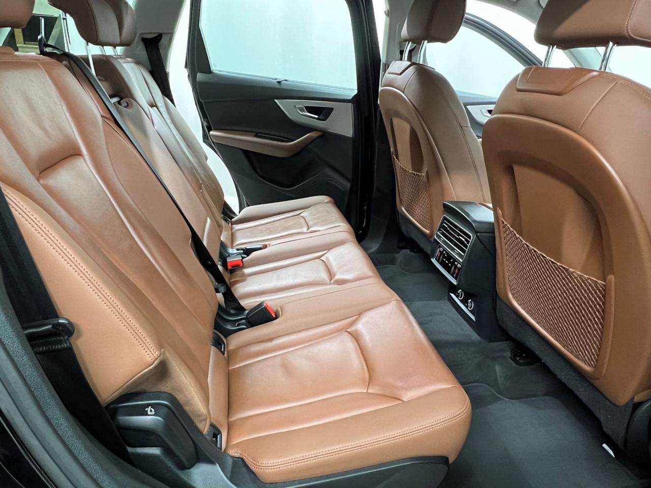 AUDI Q7 II 2019 Q7 50 3.0 tdi mhev Business quattro tiptronic