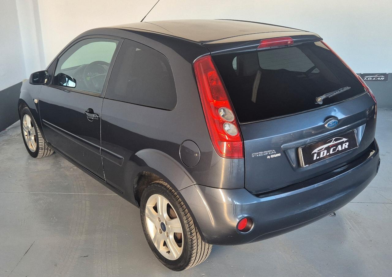 Ford Fiesta 1.2 16V 3p. Ghia