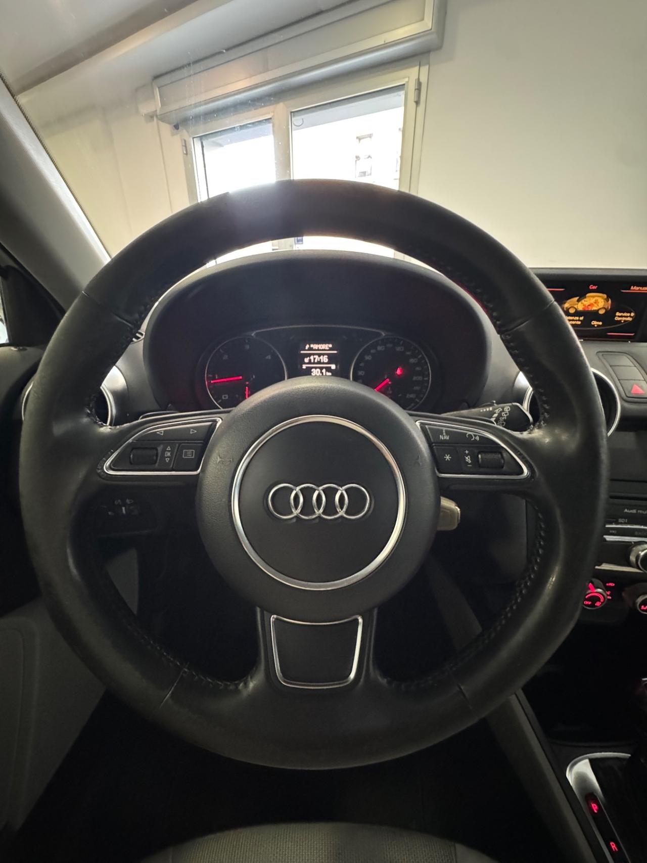 Audi A1 1.6 TDI S tronic Ambition