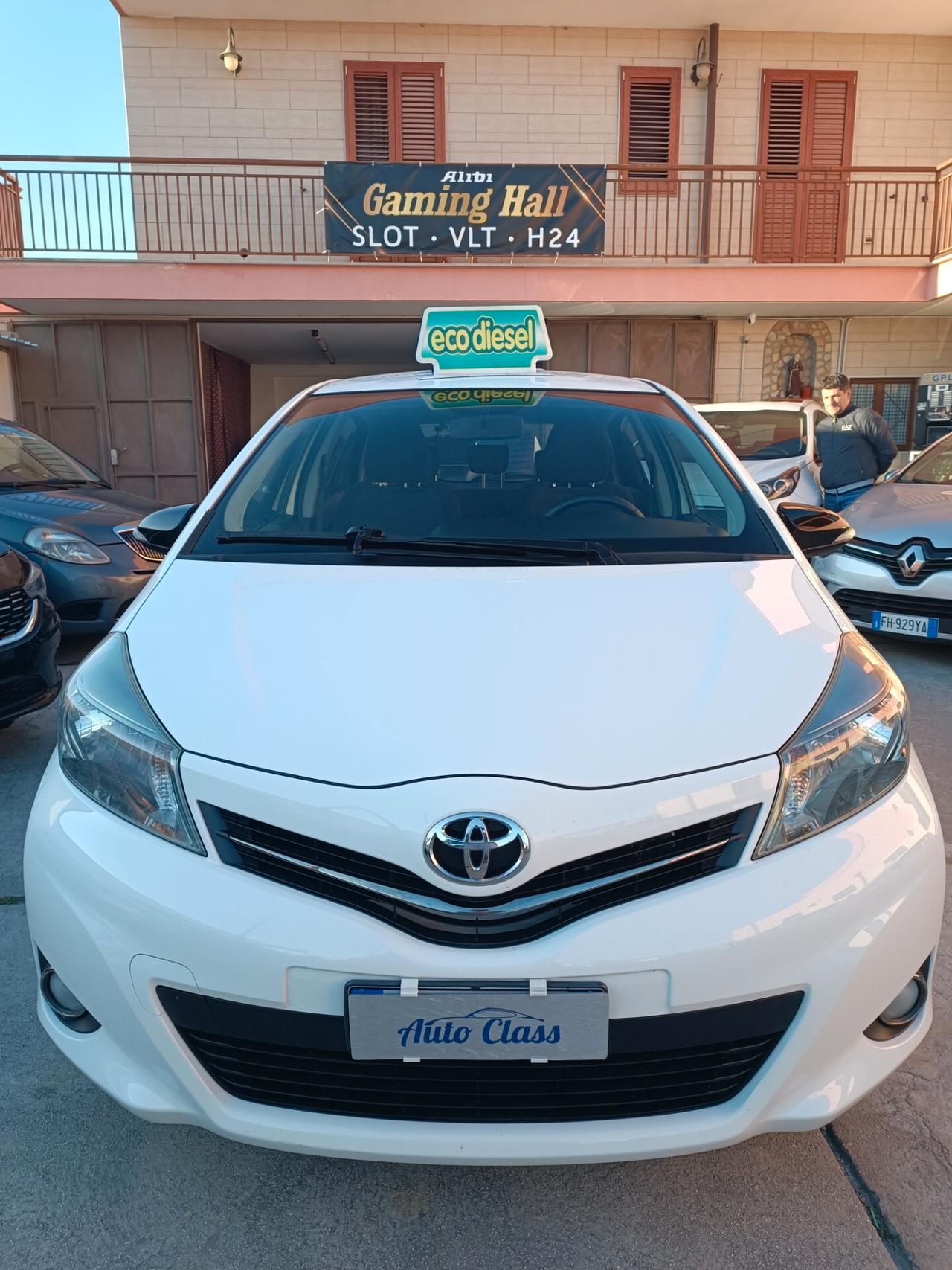 Toyota Yaris 1.4 D-4D 5 porte Active M-MT