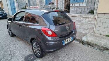 Opel Corsa 1.2 3 porte