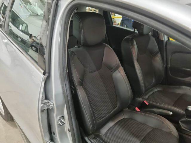 RENAULT Clio Sporter dCi 8V 90 CV Moschino Zen