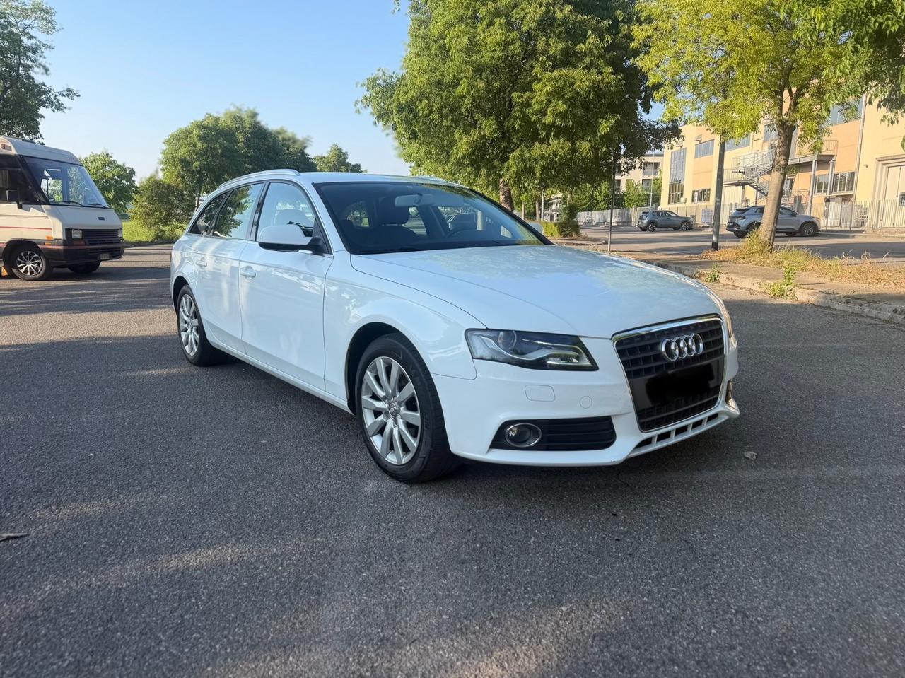 Audi a4 2.0 diesel cambio automatico full pelle 143cv