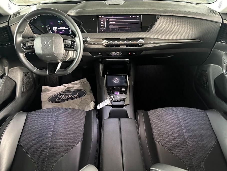 DS4 E-Tense 225 Cross Trocadero