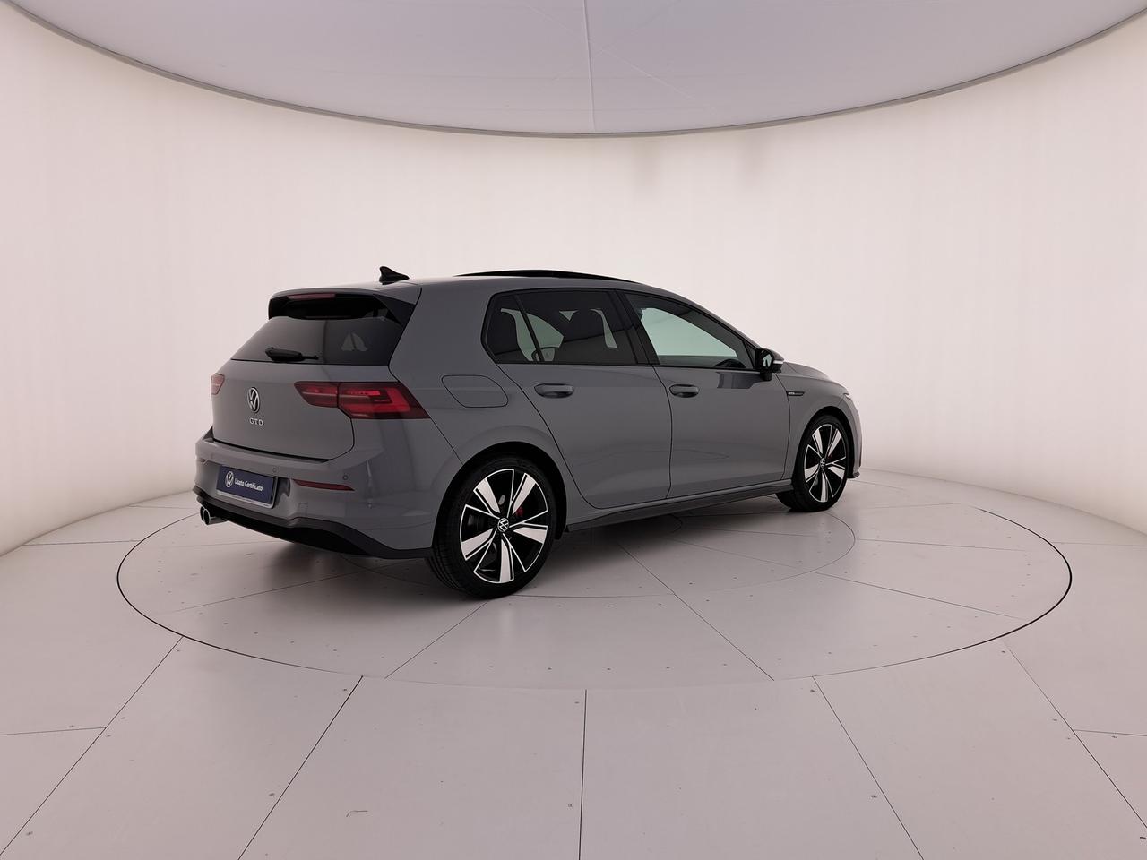 Volkswagen Golf 2.0 tdi gtd 200cv dsg