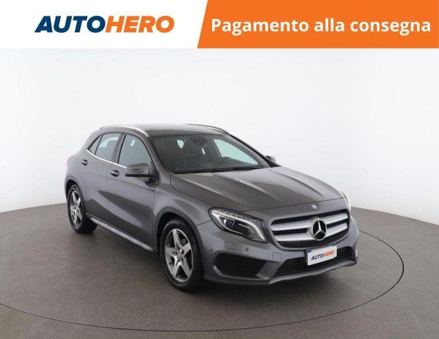 MERCEDES-BENZ GLA 200 CDI Automatic Premium