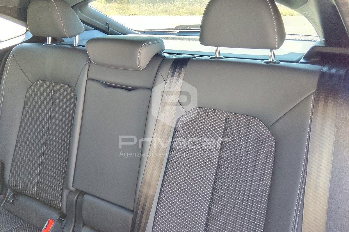 AUDI Q3 SPB 35 TDI S tronic S line edition