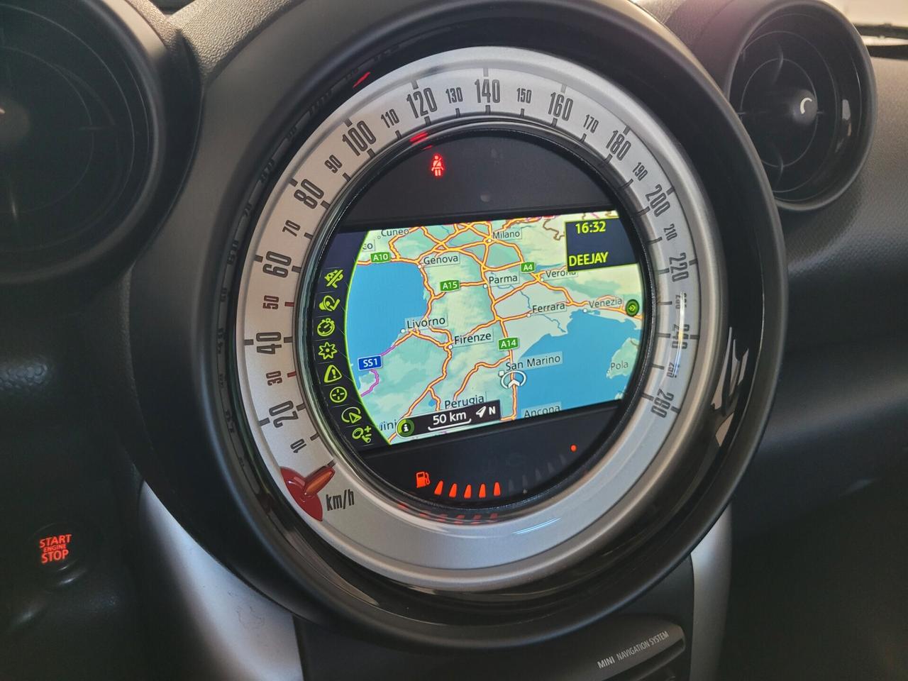 Mini Cooper D Countryman 1.6 NAVI XENON PDC CLIMA C.LEGA 17"