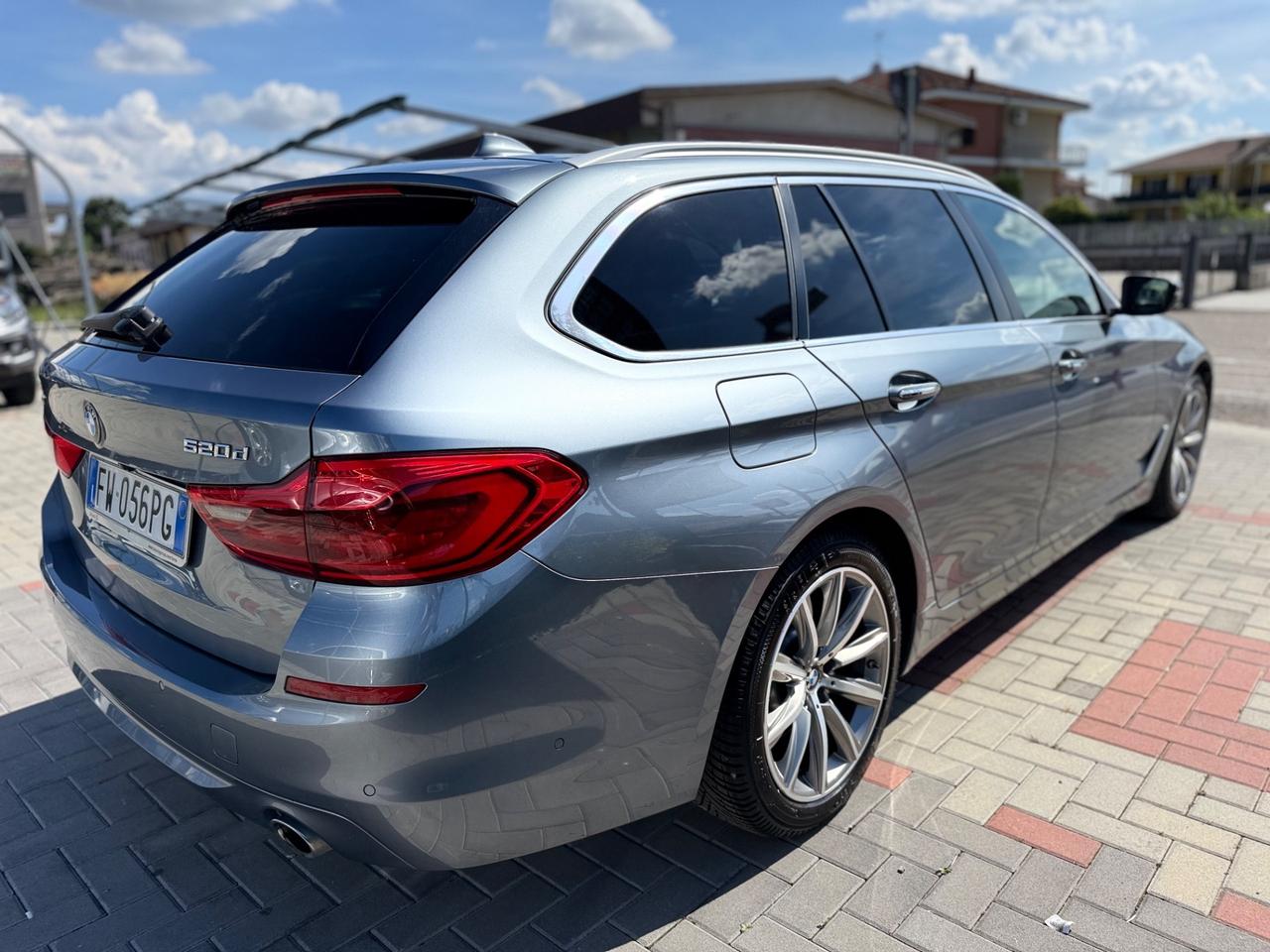 Bmw 520d xDrive Touring Luxury