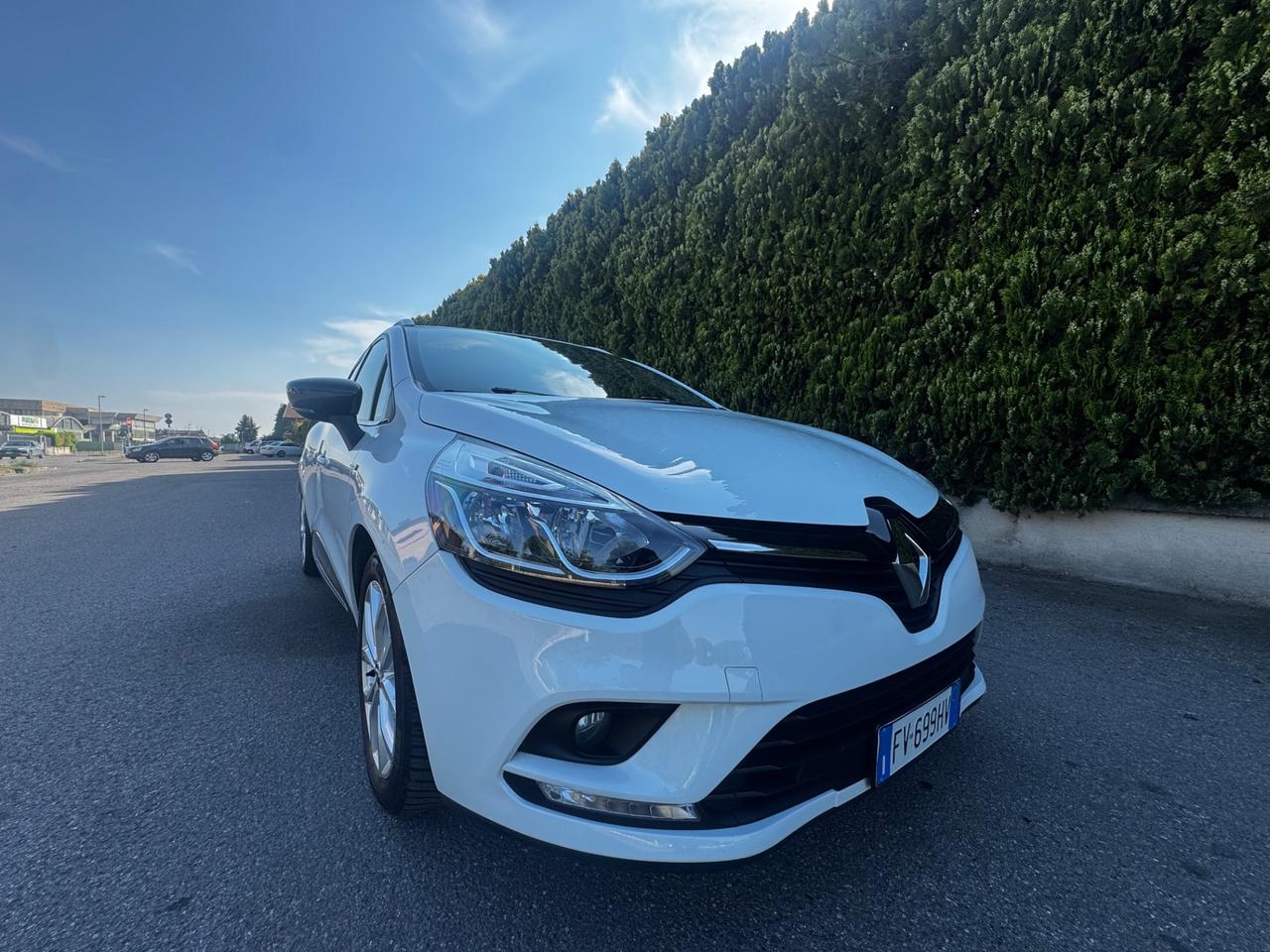 Renault Clio Sporter dCi 8V 90 CV EDC Business