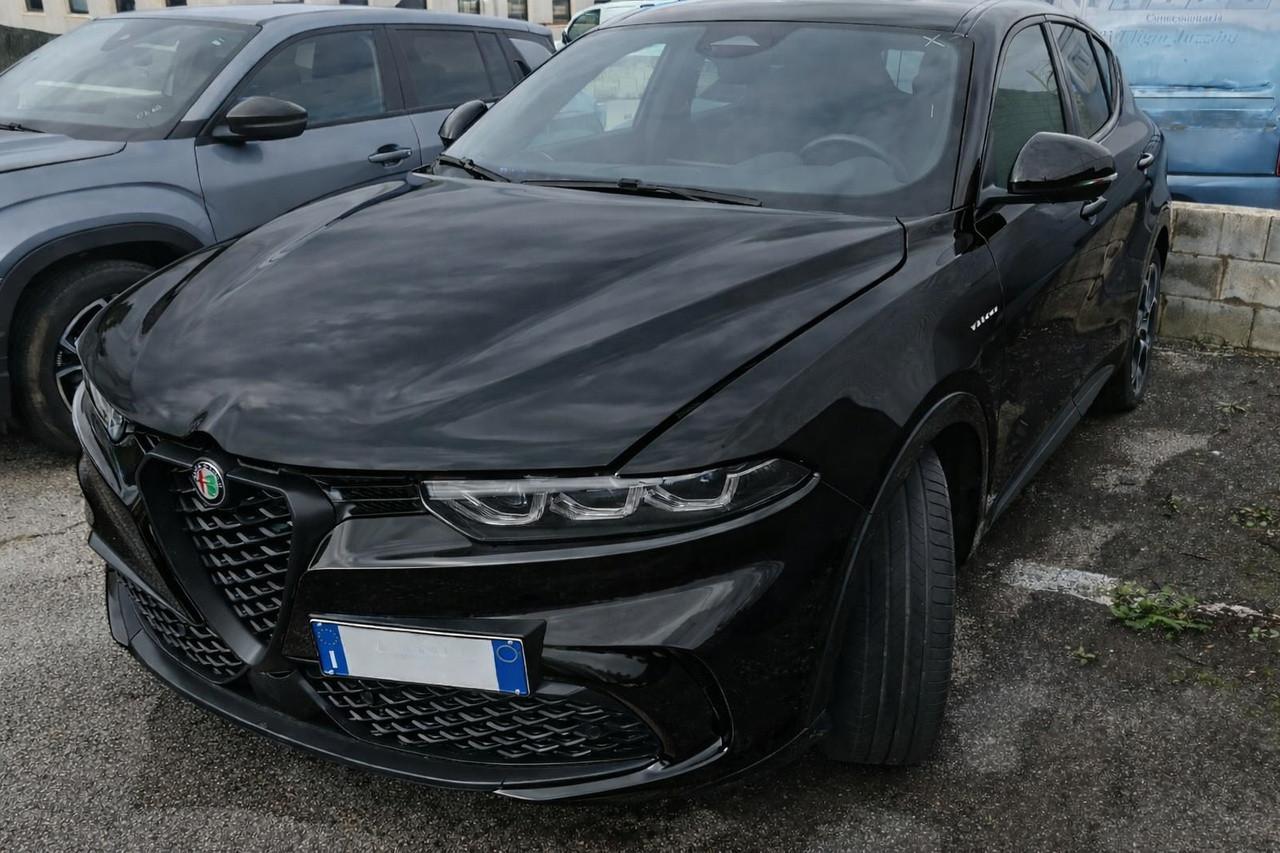 ALFA ROMEO Tonale - Tonale 1.5 hybrid Veloce 160cv tct7