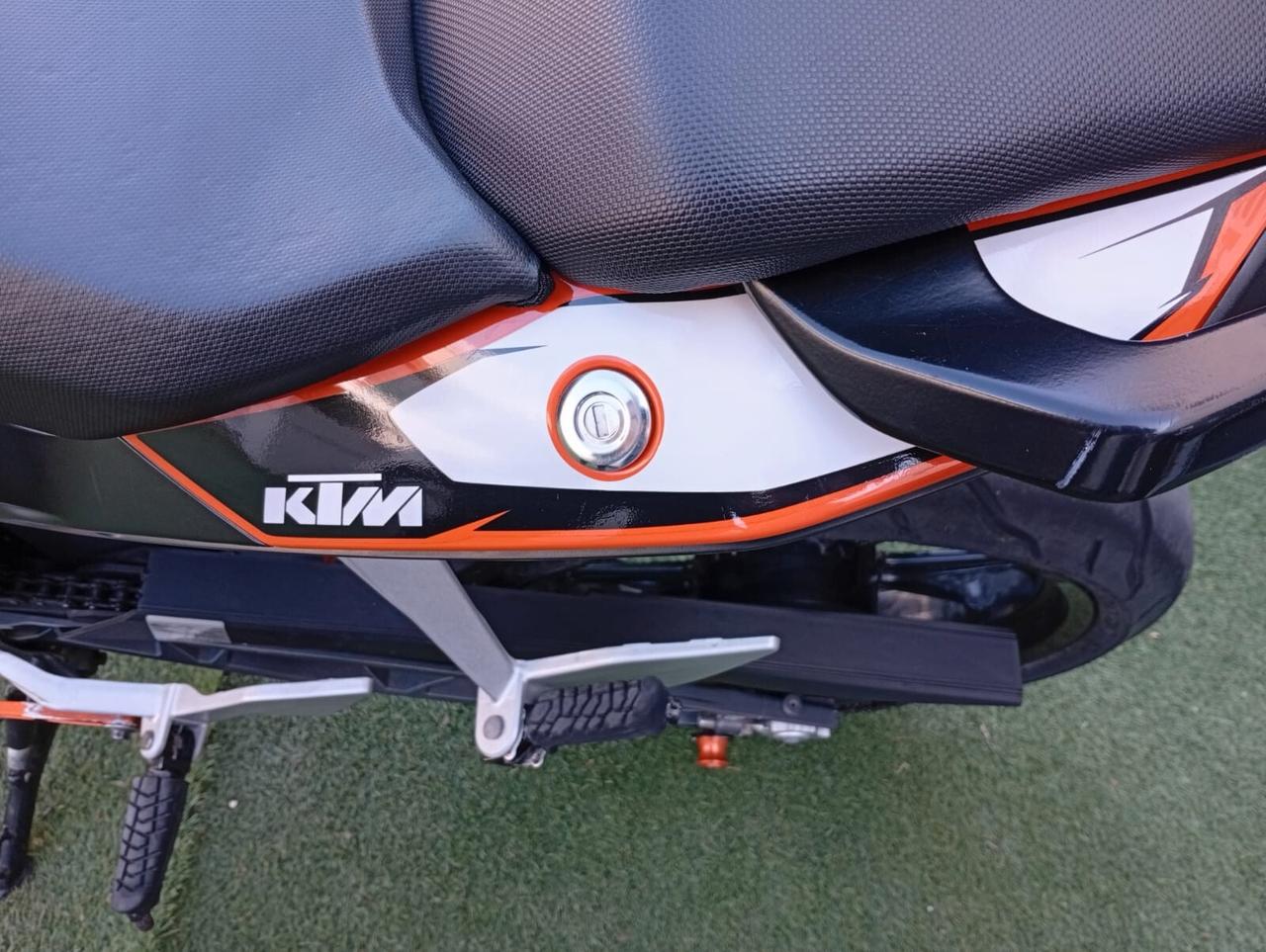 KTM 200 Duke