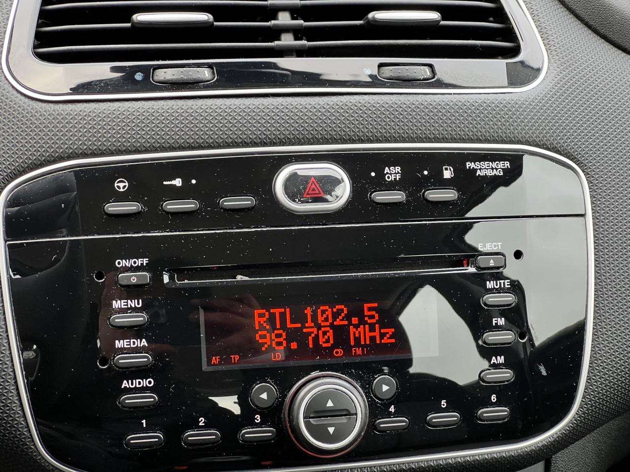 Fiat Punto 1.4 8V 5 porte Natural Power Street