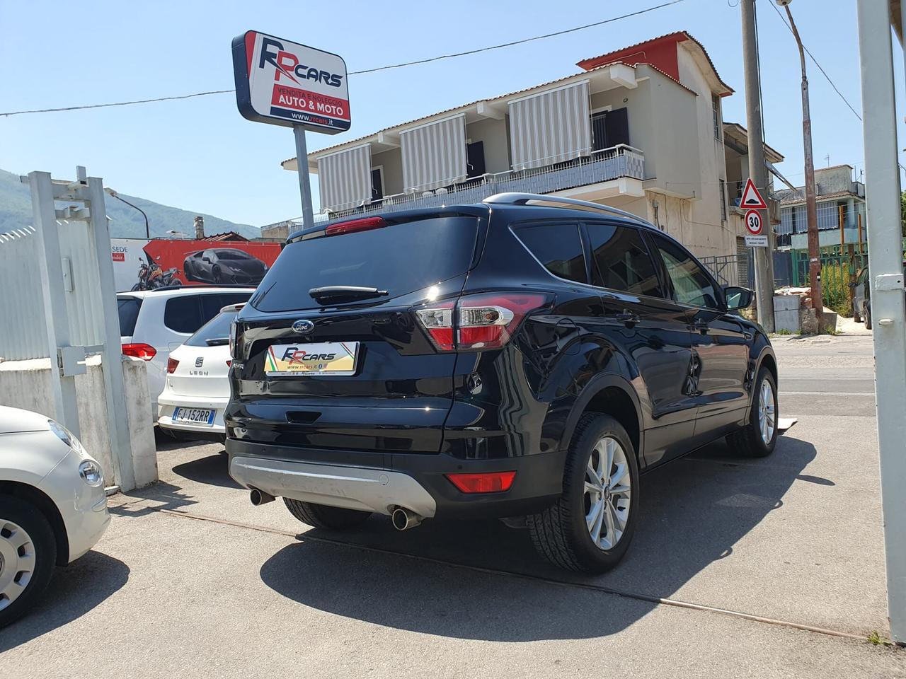 Ford Kuga 1.5 TDCI 120CV S&S 2WD Powershift ST-Line Business