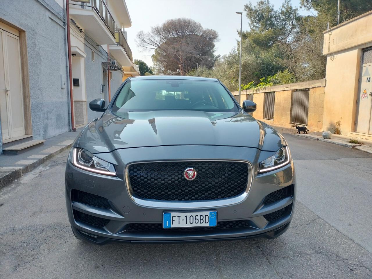Jaguar F-Pace 2.0 D 180 CV AWD aut. Prestige