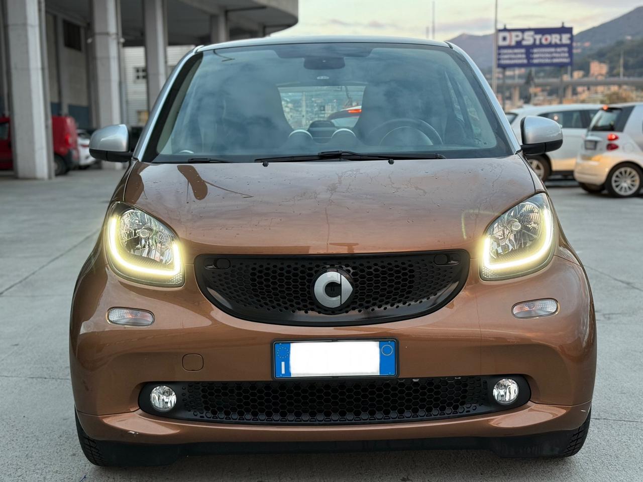 Smart ForTwo 70 1.0 prime con soli 40.000 km