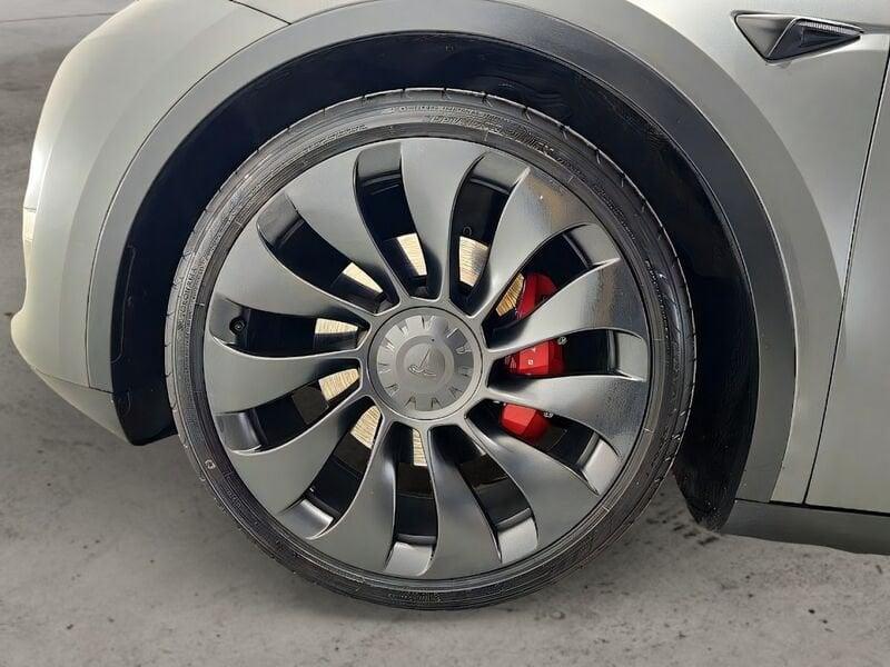 Tesla Model Y Performance AWD