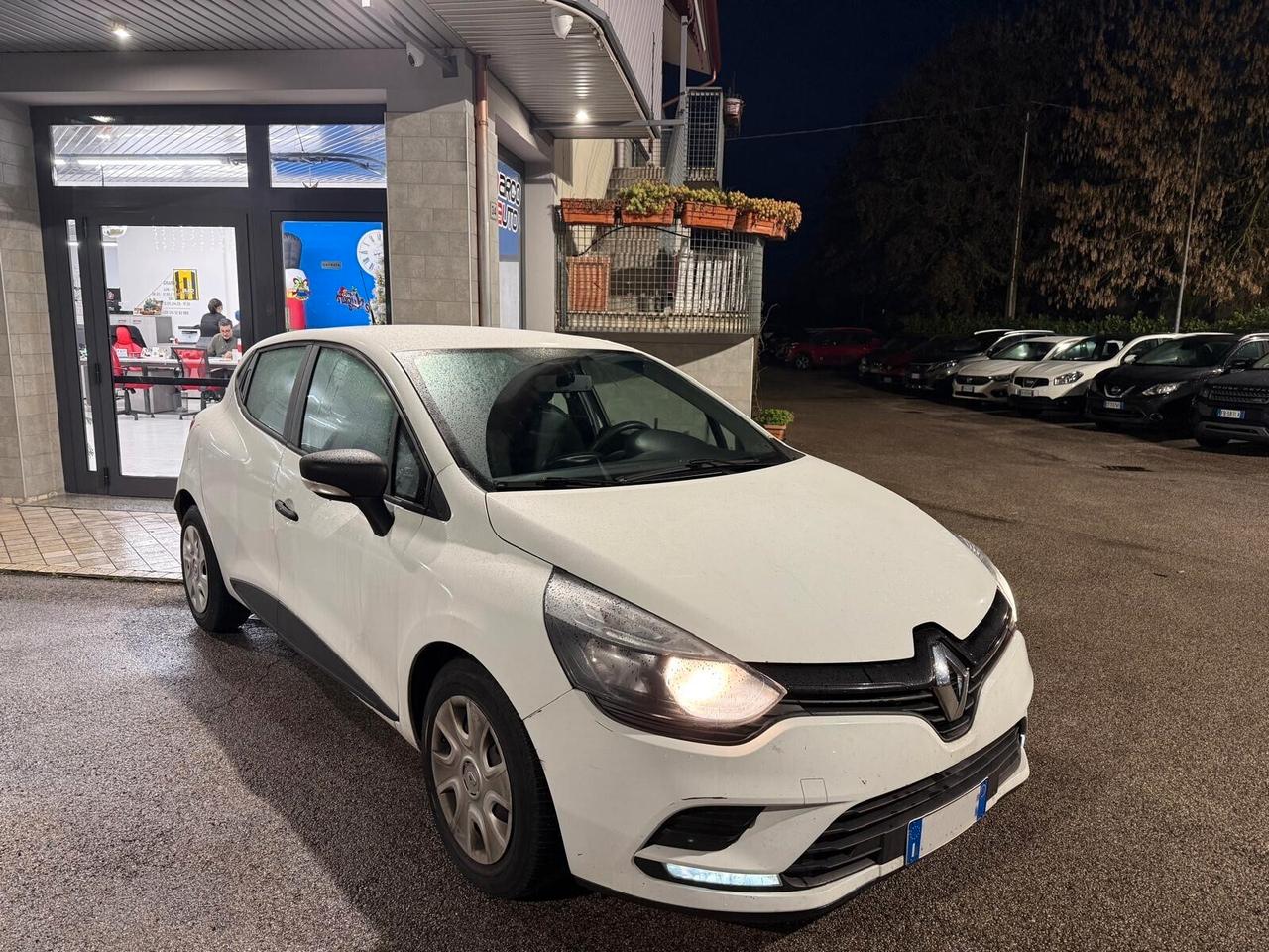 Renault Clio 1.5 Diesel Autocarro Neopatentati