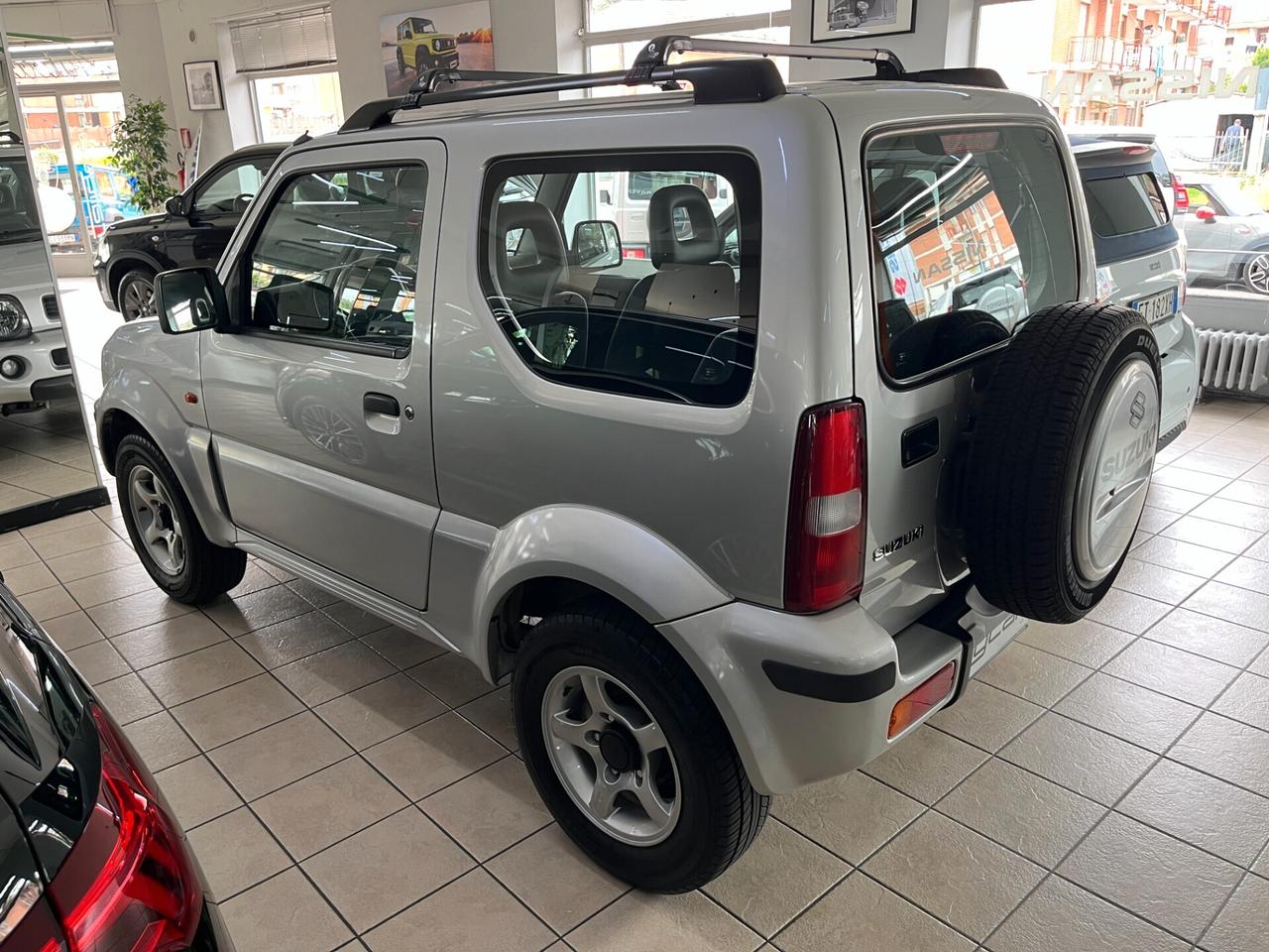 Suzuki Jimny 1.3 4WD JLX Special - 39.786 km