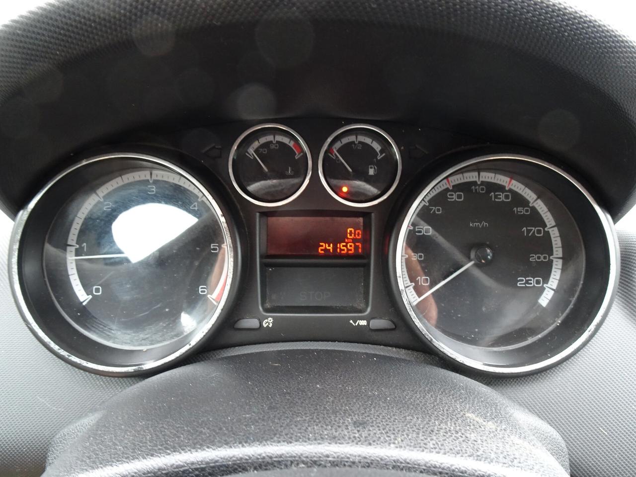 Peugeot 308 1.6 HDi 90CV 5p. Tecno