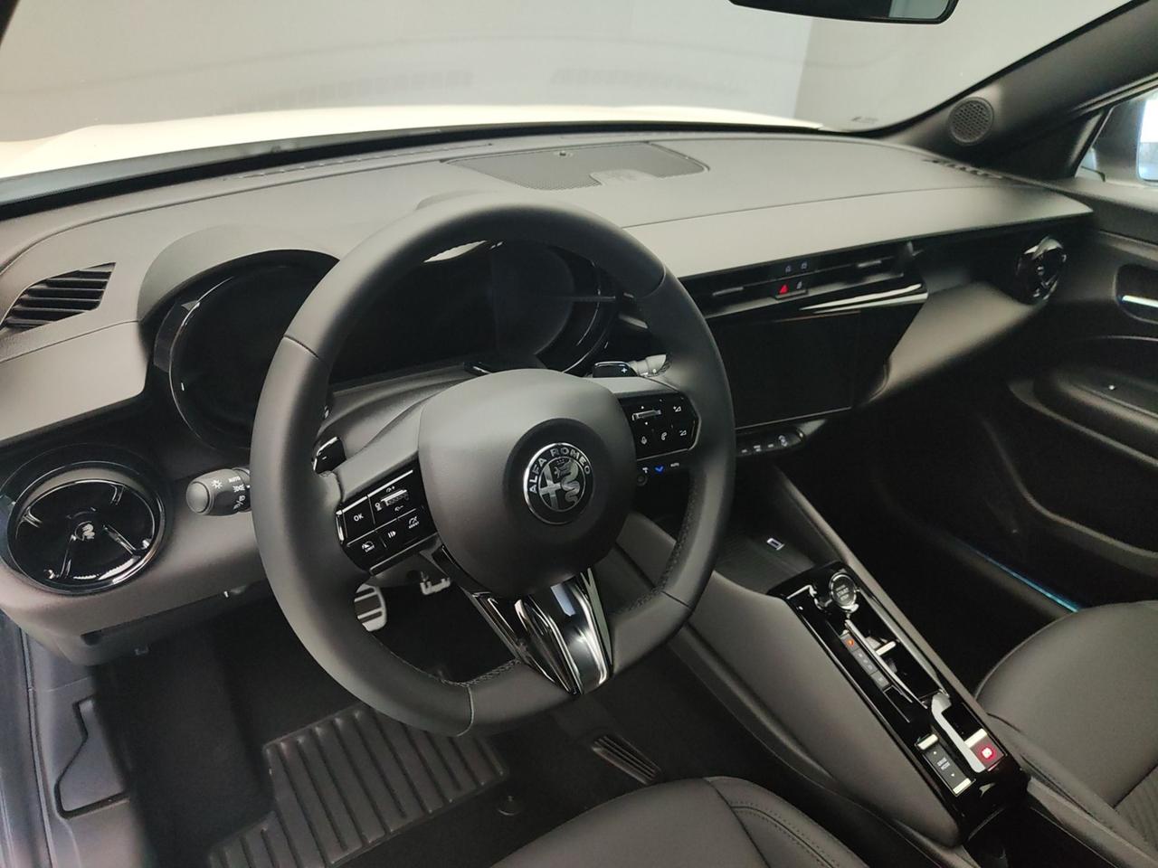 ALFA ROMEO Junior JUNIOR 1.2 145CV HYBRID EDCT6 SPECIALE