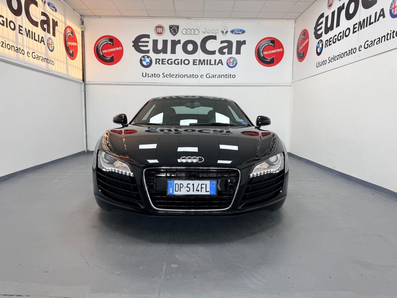 Audi R8 4.2 V8 420CV FSI quattro R tronic 04/2008