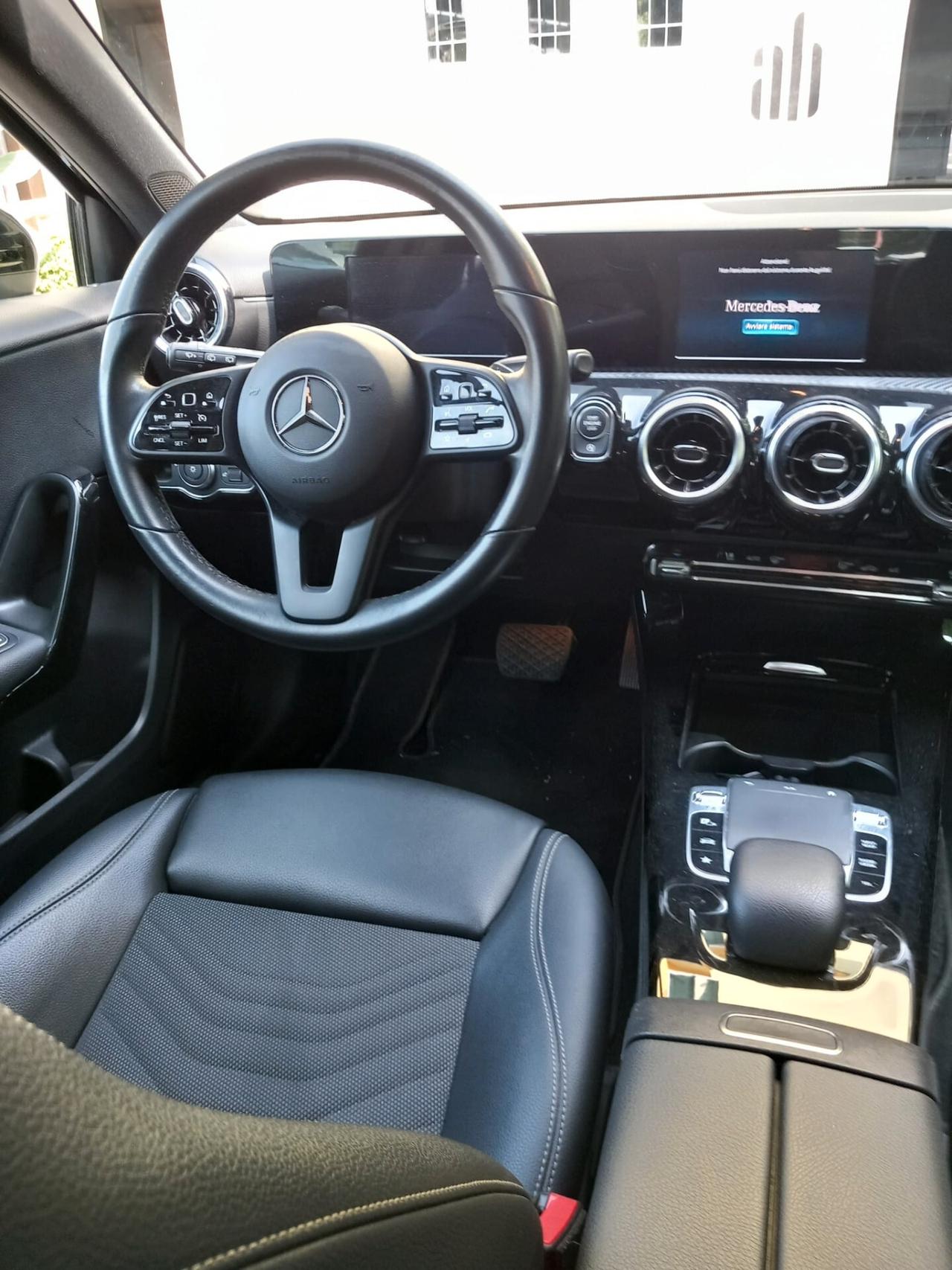 Mercedes-benz A 180 d Automatic