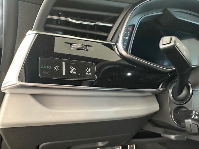 Audi Q8 50 TDI 286 CV quattro tiptronic Sport