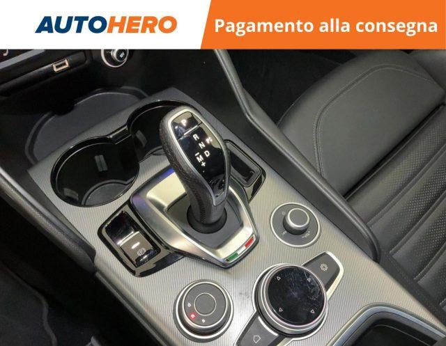 ALFA ROMEO Giulia 2.0 Turbo 280 CV AT8 AWD Q4 Veloce