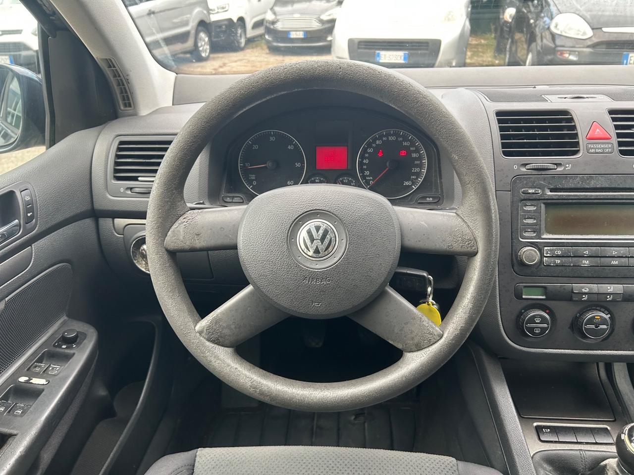 Volkswagen Golf 1.9 TDI 5p
