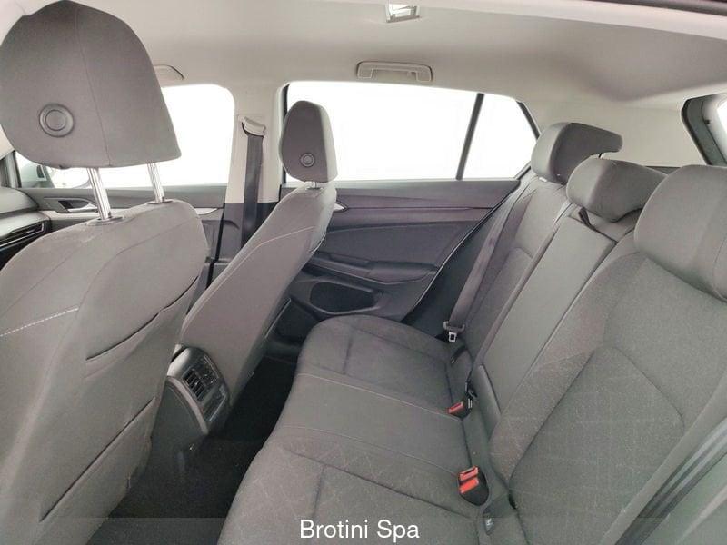 Volkswagen Golf 1.0 eTSI EVO DSG Life