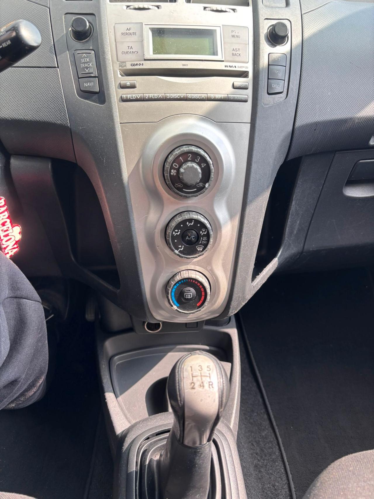 Toyota Yaris 1.0 5 porte Sol