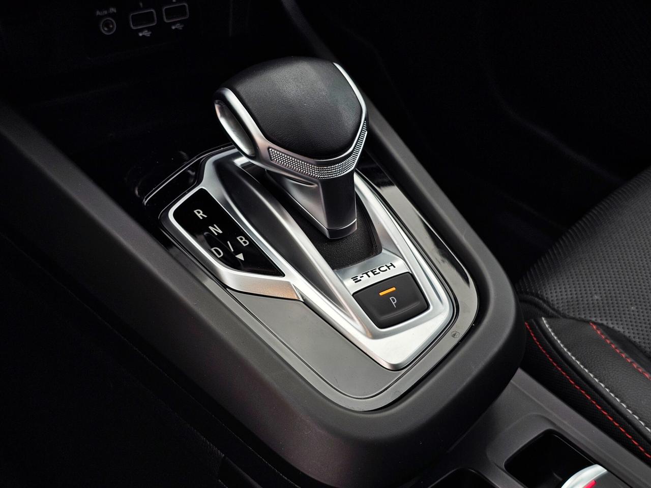 Renault Arkana Hybrid E-Tech 145 CV R.S. Line