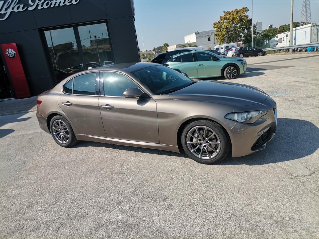 Alfa Romeo Giulia 2.2 Turbodiesel 150 CV Super