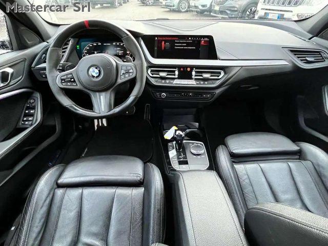 BMW 135 M 135i xdrive auto, targa GF853JD