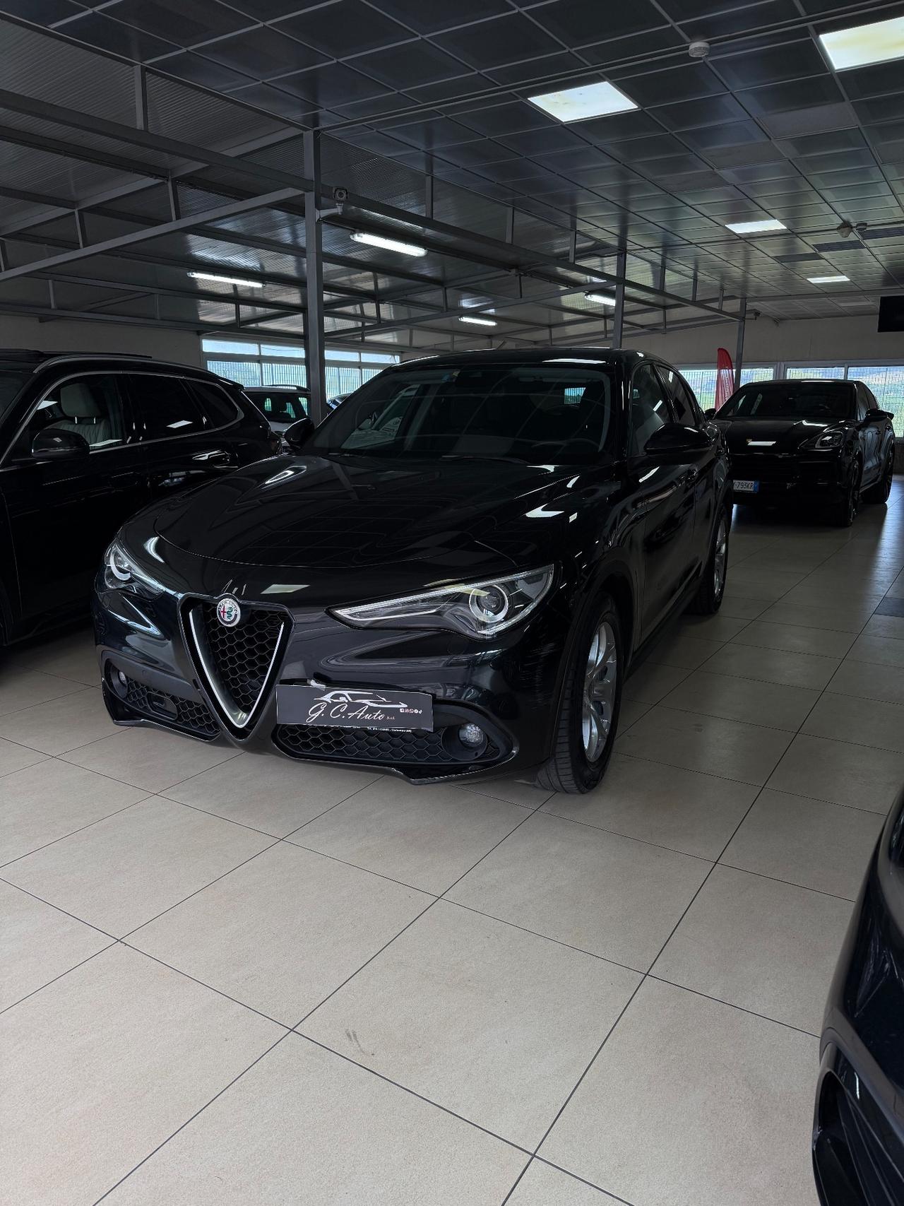 Alfa Romeo Stelvio 2.2 Turbodiesel 160 CV AT8 RWD 2021