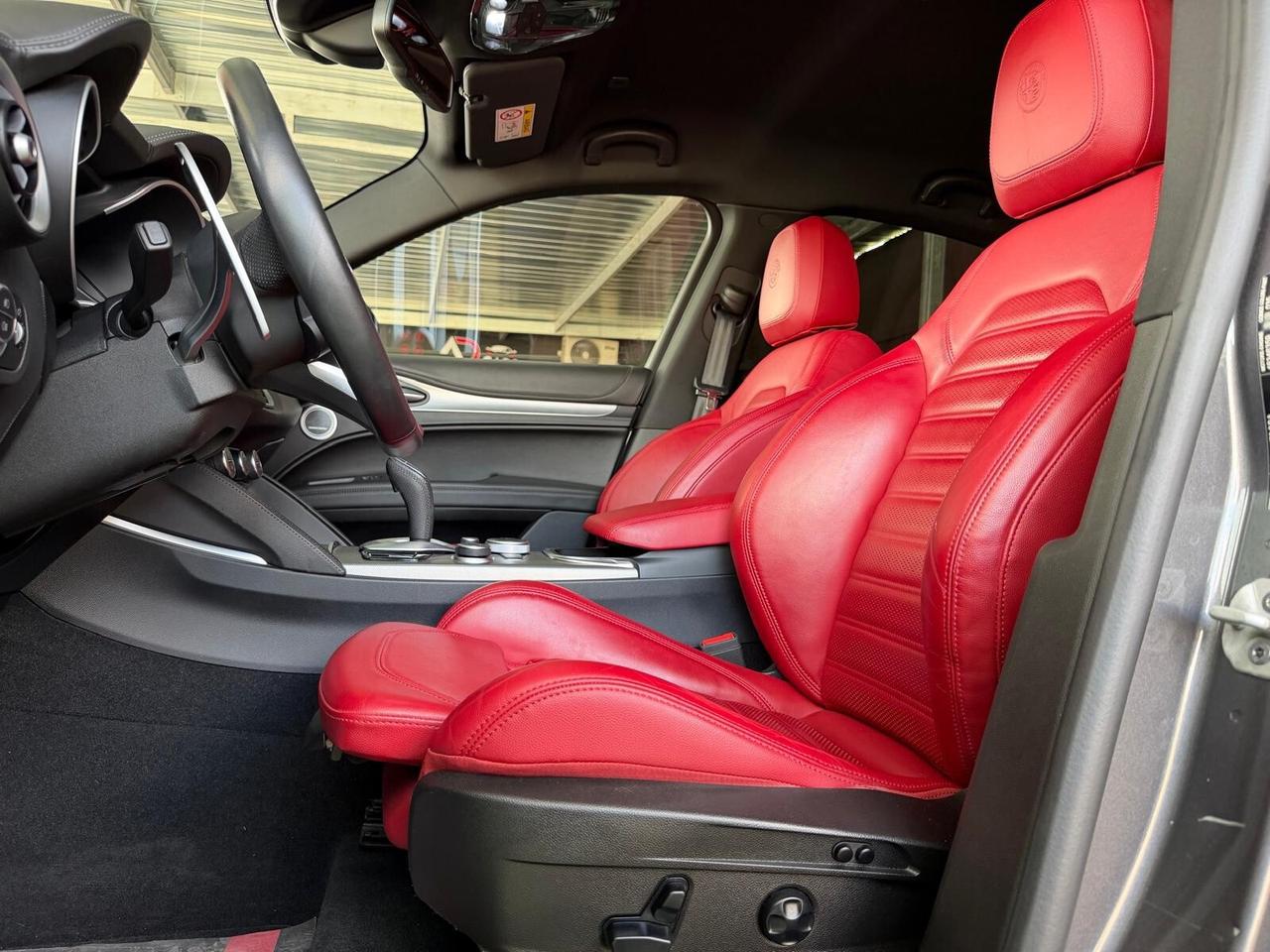 Alfa Romeo Stelvio 2.2 210 CV AT8 Q4 Veloce