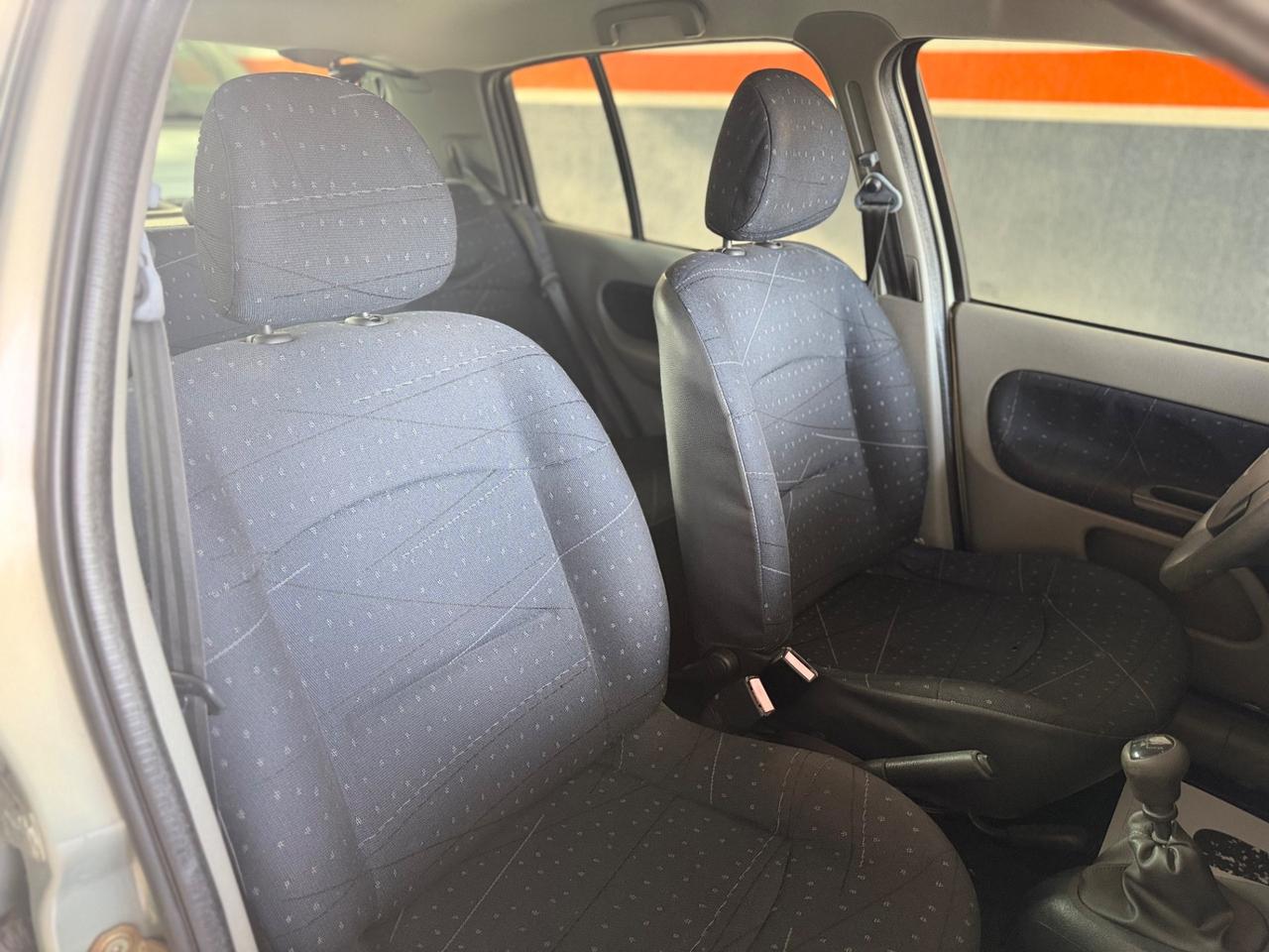 Renault Clio 1.2 cat 5 porte Authentique NEOPATENTATI