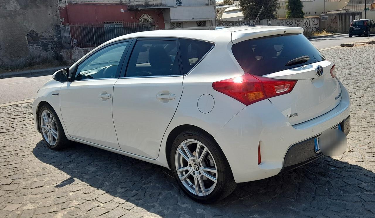Toyota Auris 1.8 Hybrid Lounge cambio aut full