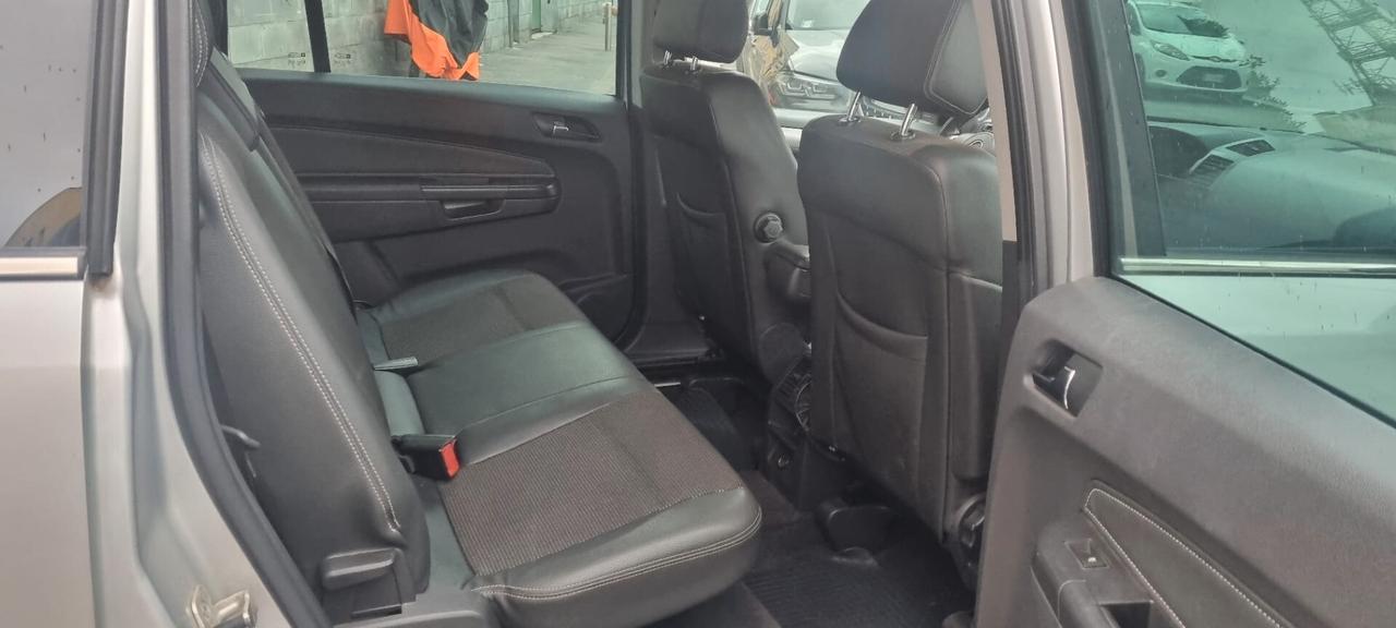 Opel Zafira 1.6 16V VVT Cosmo