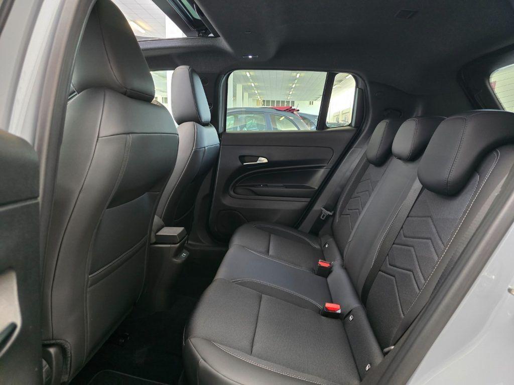 Jeep Avenger 1.2 Turbo 100 CV e-Hybrid Summit + Tetto