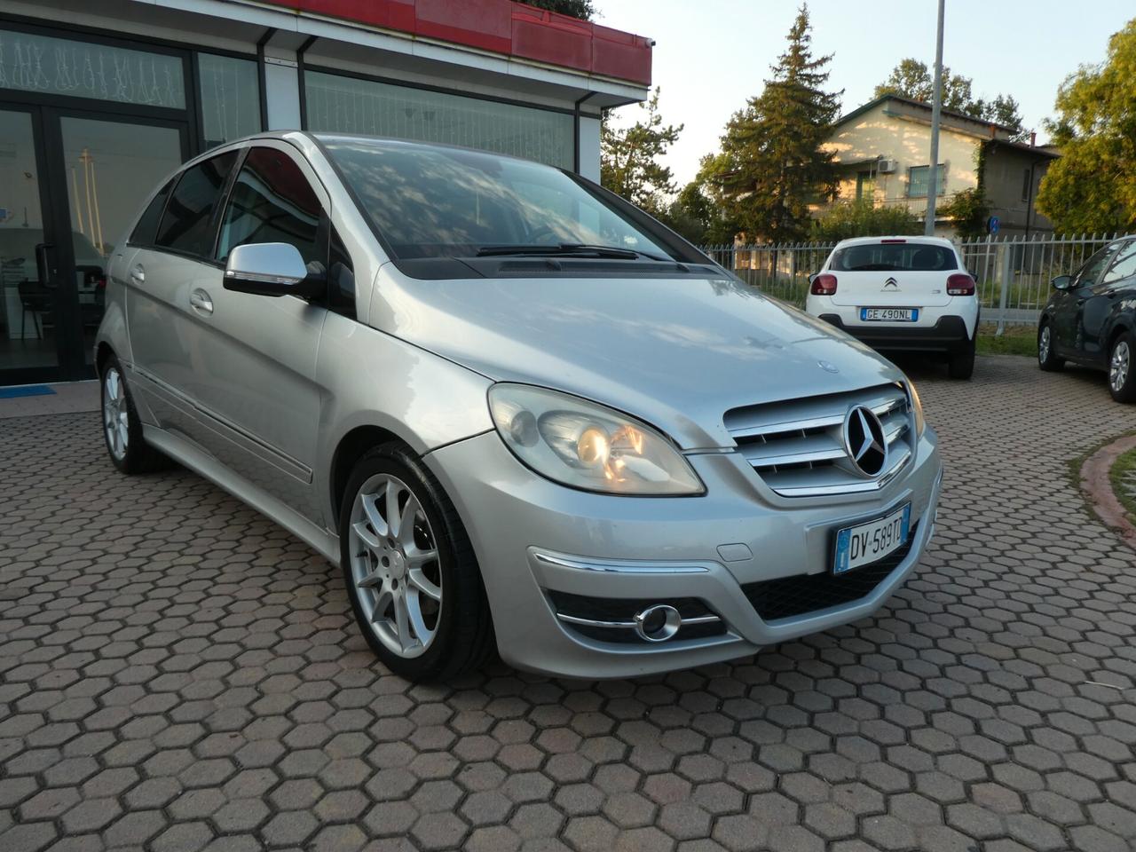 Mercedes-benz B 180 CAMBIO AUTOMATICO