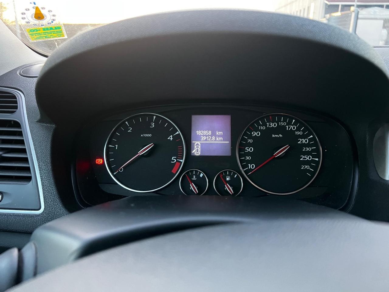 Renault Laguna 2.0 dCi 150CV 4Control