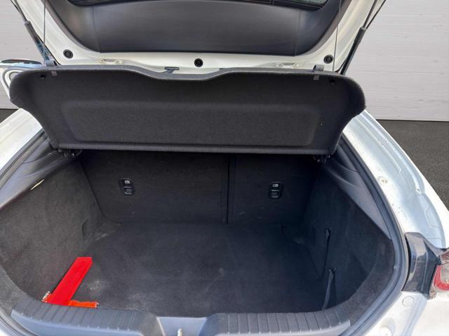 MAZDA 3 2.0L 150CV Skyactiv-G M-Hybrid Exclusive