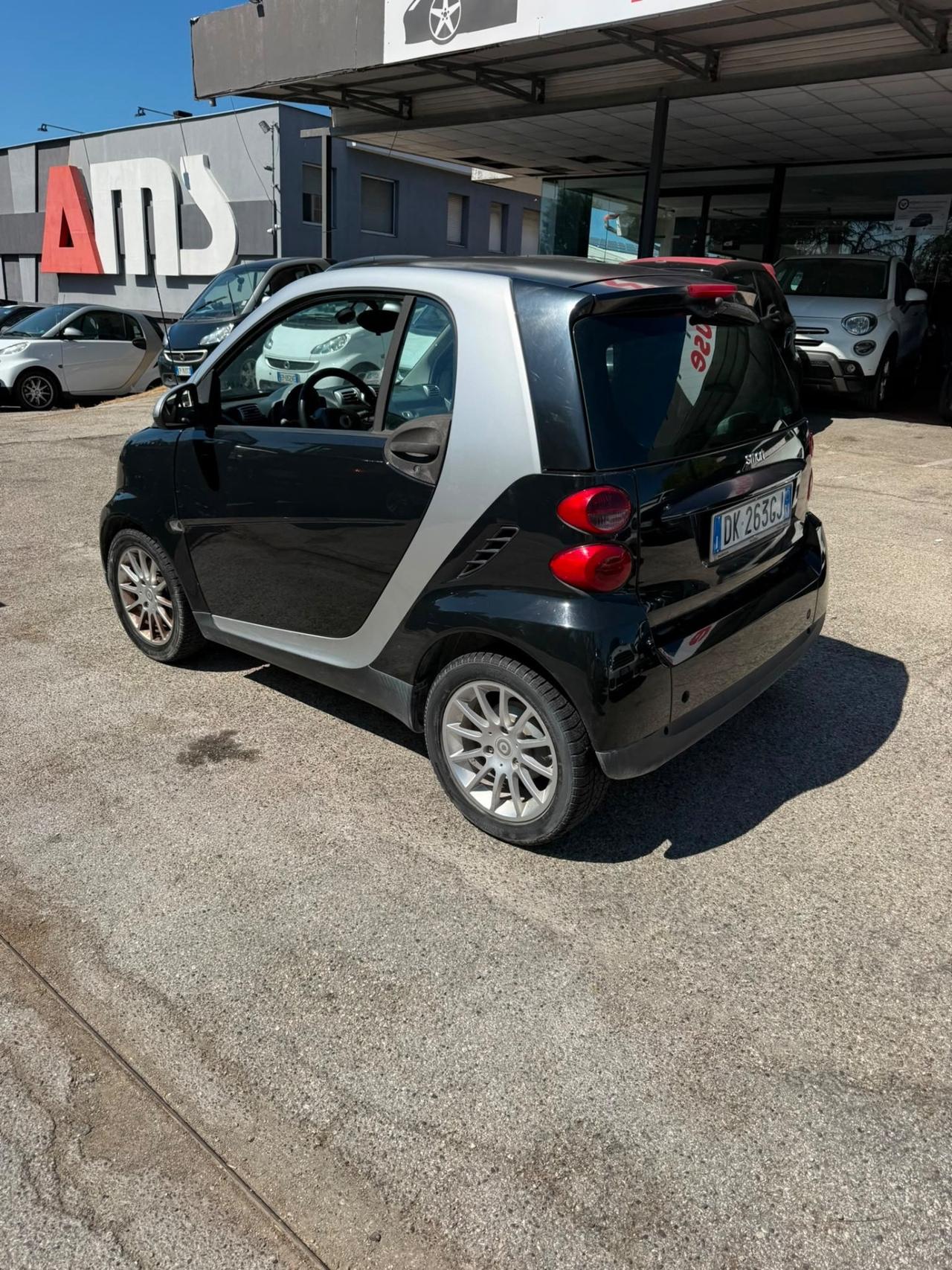 Smart ForTwo 1000 62 kW coupé passion
