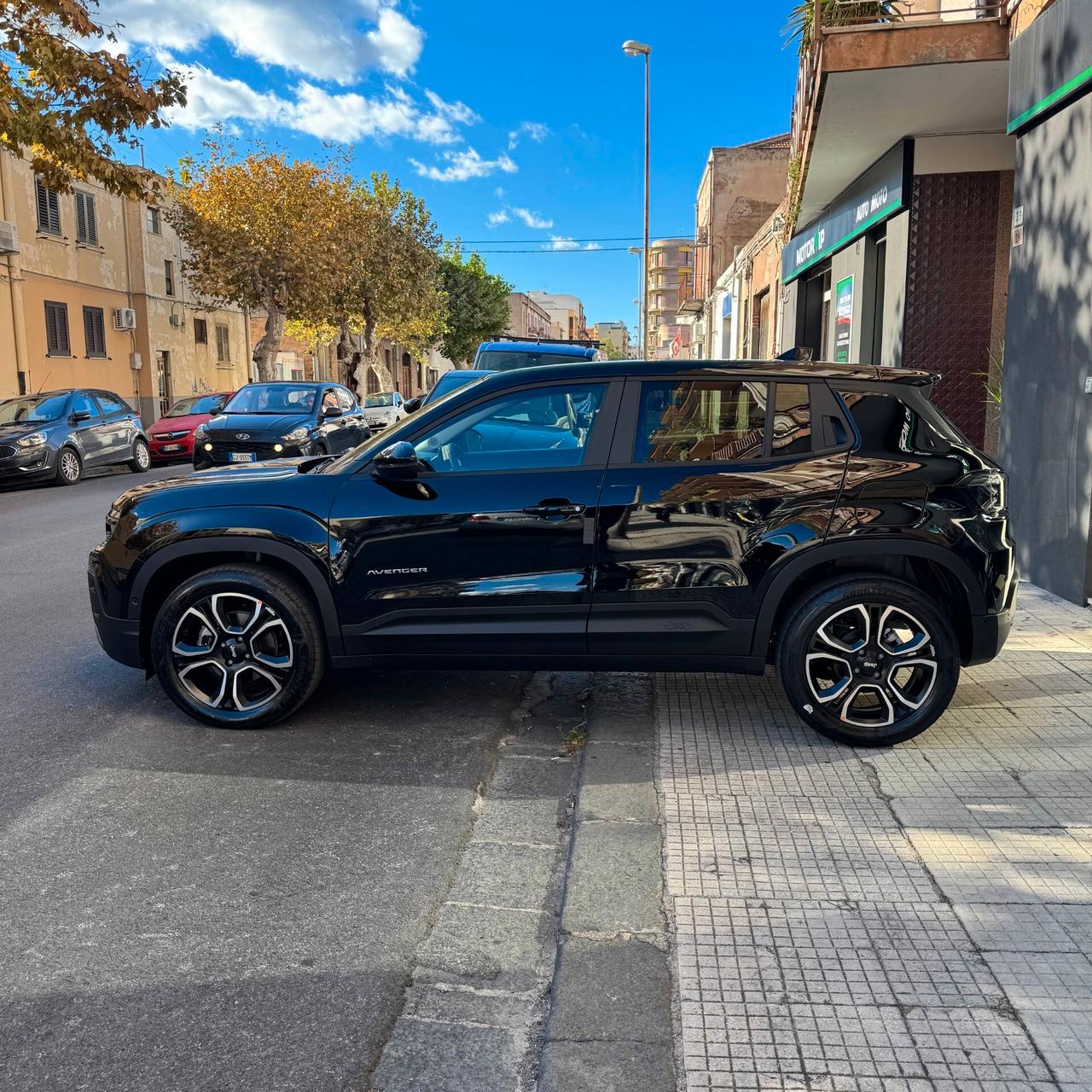 JEEP Avenger 1.2 turbo e-hybrid Summit NUOVA - KM 0