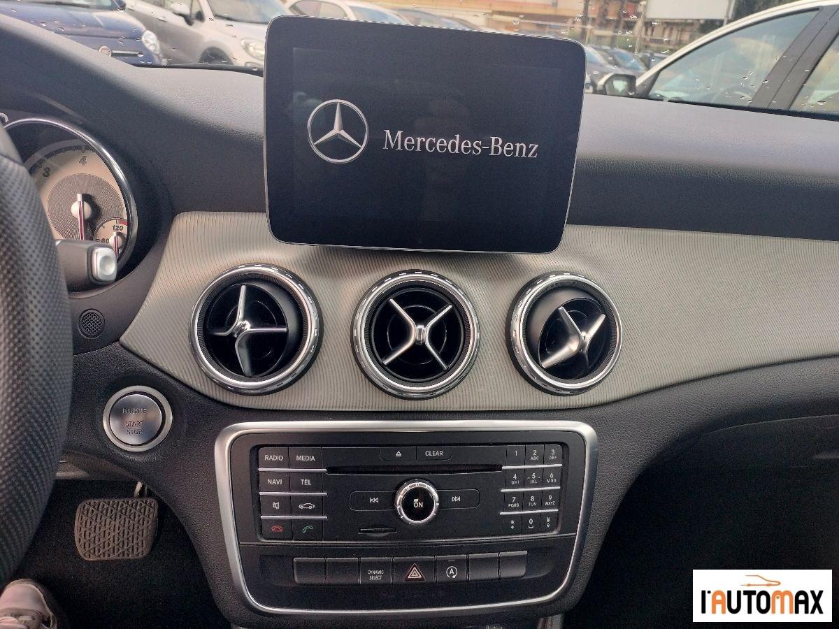 MERCEDES - Classe GLA 200 d (cdi) Sport auto