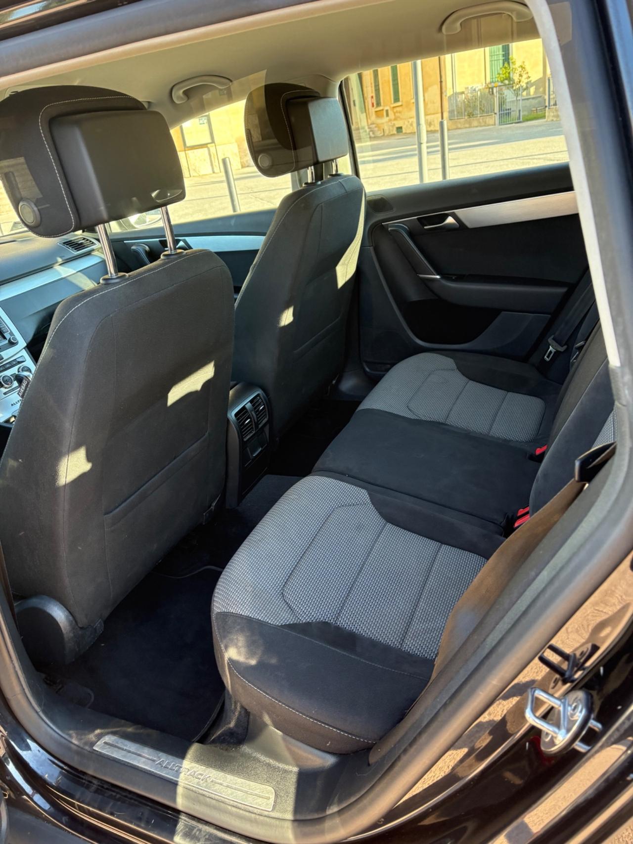 Volkswagen Passat Alltrack 4x4 .2.0 tdi anno 2014